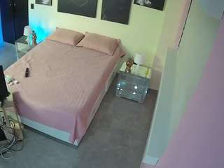 voyeurcam-casa-salsa-bedroom-13