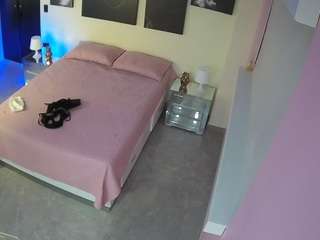 Questo modello è in diretta ora. voyeurcam-casa-salsa-bedroom-13