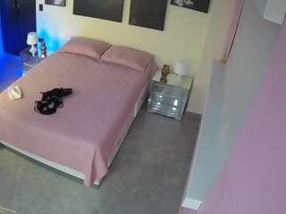 このモデルは現在ライブ中です。 voyeurcam-casa-salsa-bedroom-13