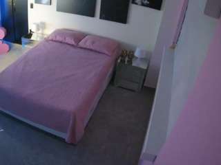 Dit model is nu live. voyeurcam-casa-salsa-bedroom-13