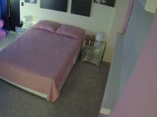voyeurcam-casa-salsa-bedroom-13