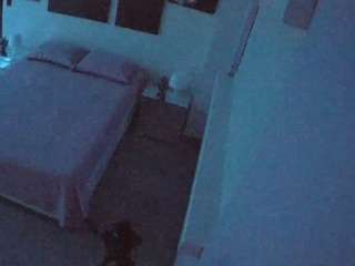 Dit model is nu live. voyeurcam-casa-salsa-bedroom-13