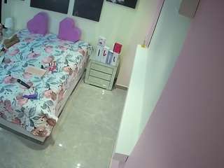 voyeurcam-casa-salsa-bedroom-13