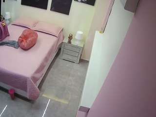 voyeurcam-casa-salsa-bedroom-13