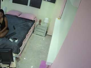 voyeurcam-casa-salsa-bedroom-13