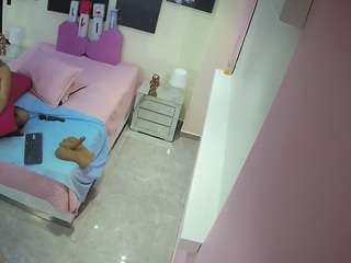 voyeurcam-casa-salsa-bedroom-13