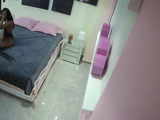 voyeurcam-casa-salsa-bedroom-13