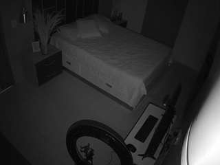 voyeurcam-casa-salsa-bedroom-8