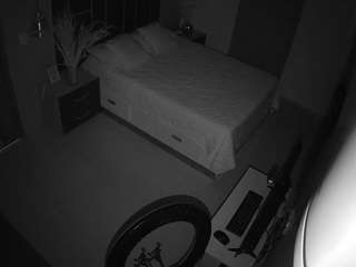 voyeurcam-casa-salsa-bedroom-8
