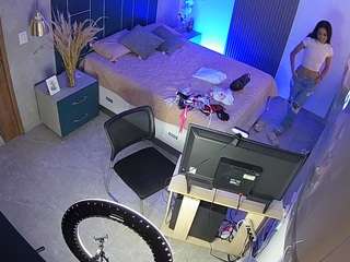 voyeurcam-casa-salsa-bedroom-8