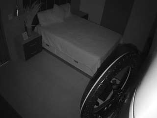 voyeurcam-casa-salsa-bedroom-8