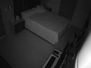 voyeurcam-casa-salsa-bedroom-8