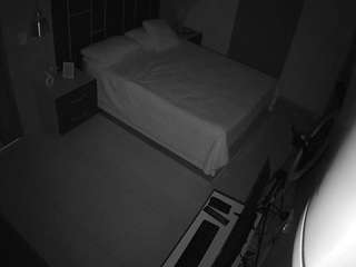 voyeurcam-casa-salsa-bedroom-8