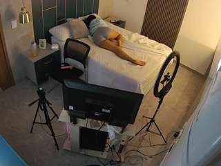 voyeurcam-casa-salsa-bedroom-8