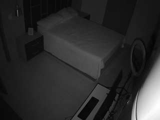 voyeurcam-casa-salsa-bedroom-8