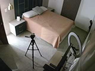 voyeurcam-casa-salsa-bedroom-8 camsoda