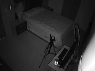 voyeurcam-casa-salsa-bedroom-8