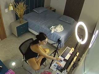 voyeurcam-casa-salsa-bedroom-8