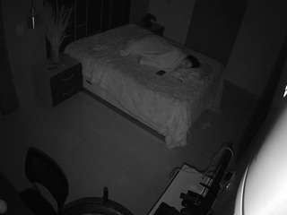 voyeurcam-casa-salsa-bedroom-8