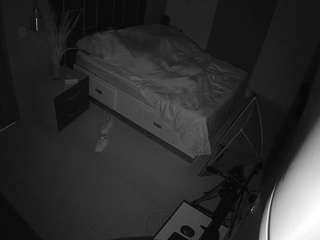 voyeurcam-casa-salsa-bedroom-8