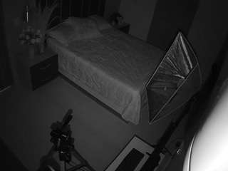 voyeurcam-casa-salsa-bedroom-8