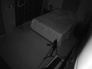 voyeurcam-casa-salsa-bedroom-8