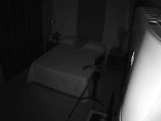 voyeurcam-casa-salsa-bedroom-8