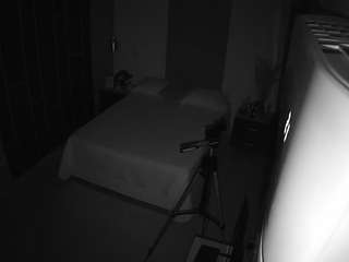voyeurcam-casa-salsa-bedroom-8