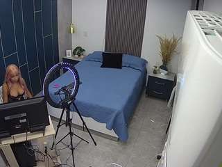 voyeurcam-casa-salsa-bedroom-8