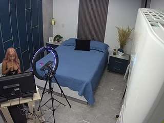 voyeurcam-casa-salsa-bedroom-8
