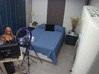 voyeurcam-casa-salsa-bedroom-8