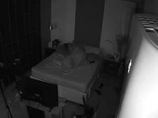 voyeurcam-casa-salsa-bedroom-8
