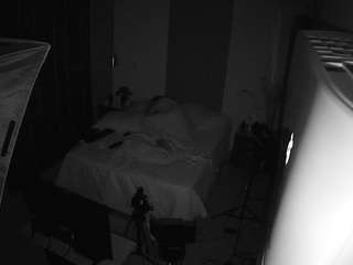 voyeurcam-casa-salsa-bedroom-8
