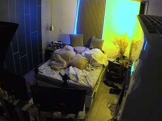voyeurcam-casa-salsa-bedroom-8