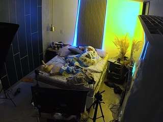 voyeurcam-casa-salsa-bedroom-8