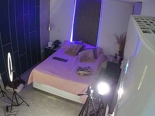 voyeurcam-casa-salsa-bedroom-8