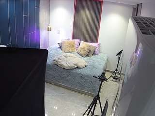 voyeurcam-casa-salsa-bedroom-8