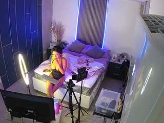 voyeurcam-casa-salsa-bedroom-8