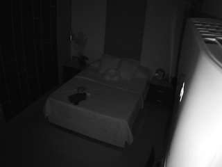 voyeurcam-casa-salsa-bedroom-8