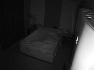 voyeurcam-casa-salsa-bedroom-8