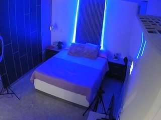 voyeurcam-casa-salsa-bedroom-8