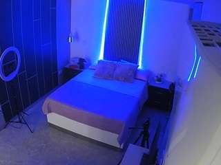 voyeurcam-casa-s... Live Webcam on CamSoda