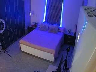 voyeurcam-casa-salsa-bedroom-8