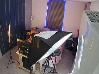 Questo modello è in diretta ora. voyeurcam-casa-salsa-bedroom-8