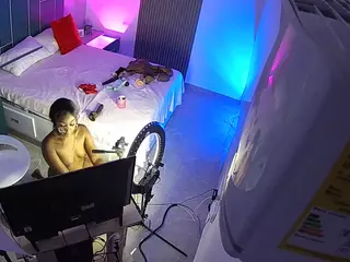 voyeurcam-casa-salsa-bedroom-8's Live Sex Cam Show