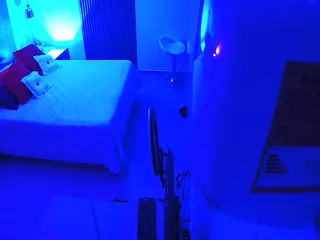 voyeurcam-casa-salsa-bedroom-8's Live Sex Cam Show