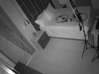 voyeurcam-casa-salsa-bedroom-8's Live Sex Cam Show