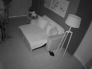 Voyeur Public camsoda voyeurcam-casa-salsa-bedroom-9