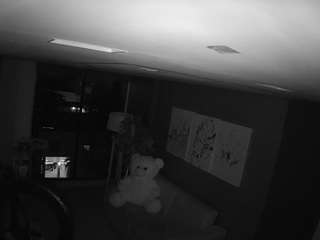 voyeurcam-casa-salsa-bedroom-9