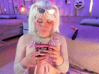 broklinwhite live cam profile